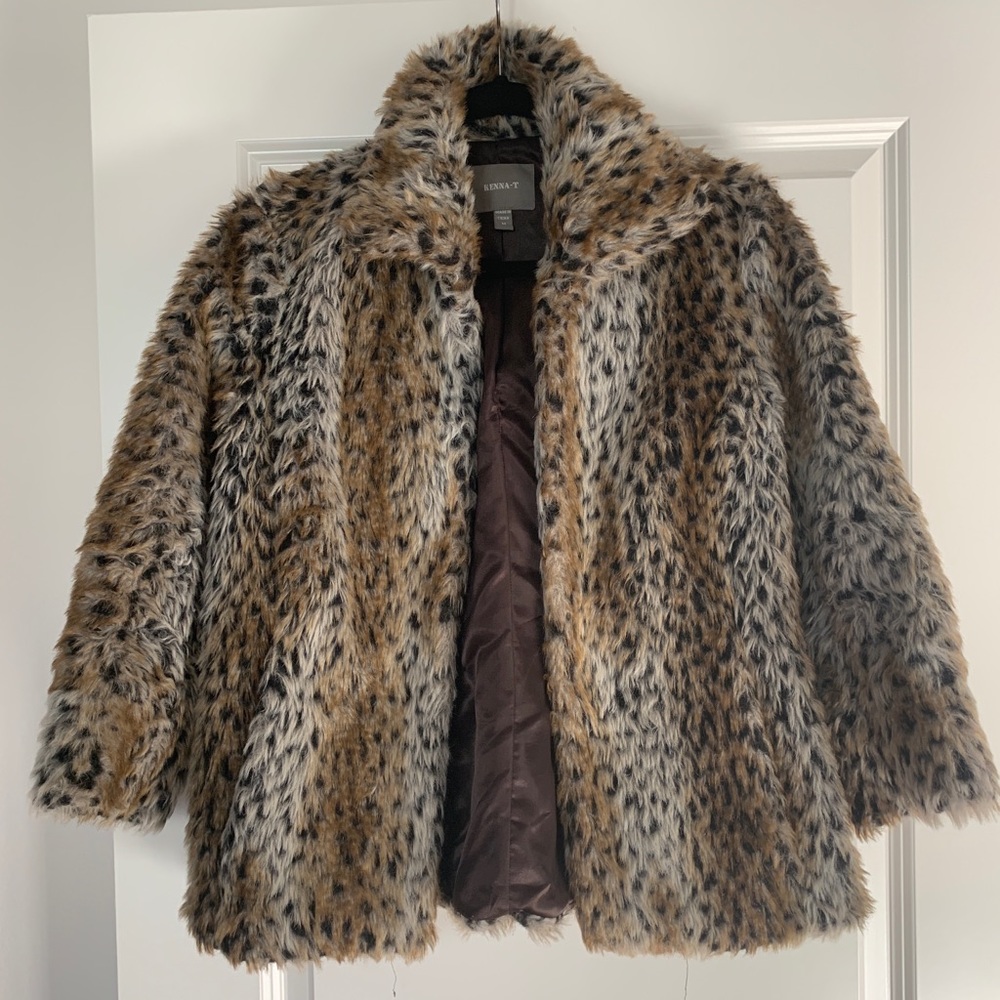 Leopard 🐆 coat